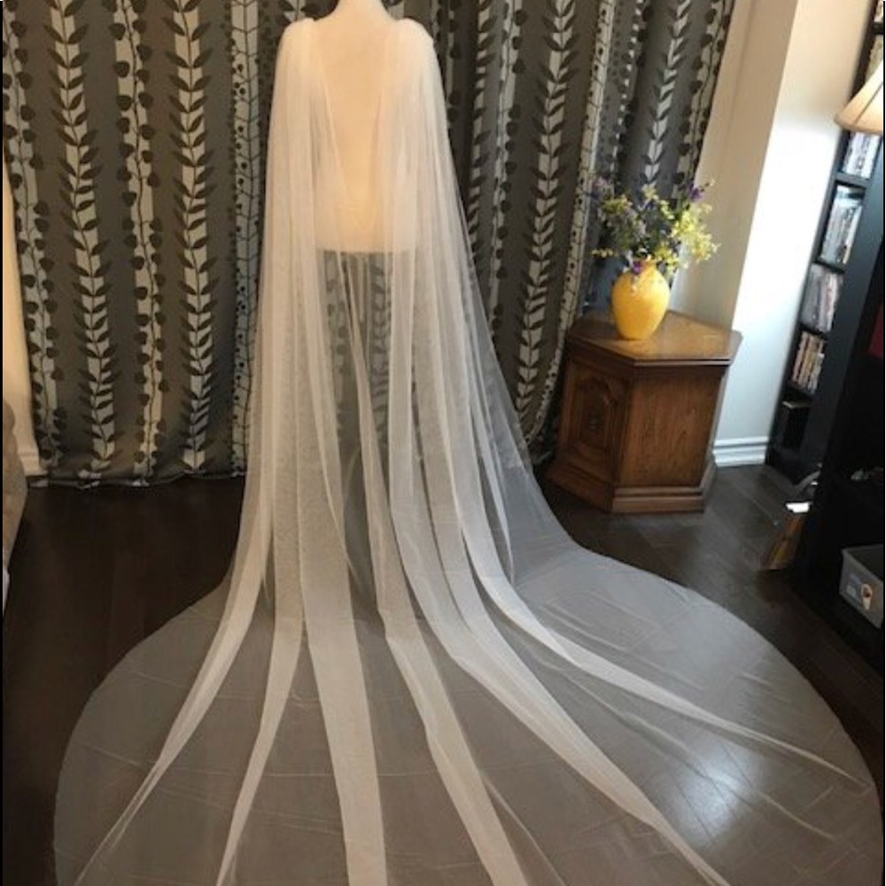 Cape Veil